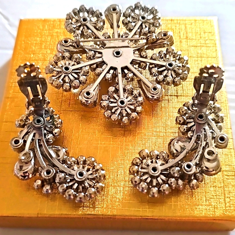 AB & Rhinestone Brooch Set - Picture 5 of 5